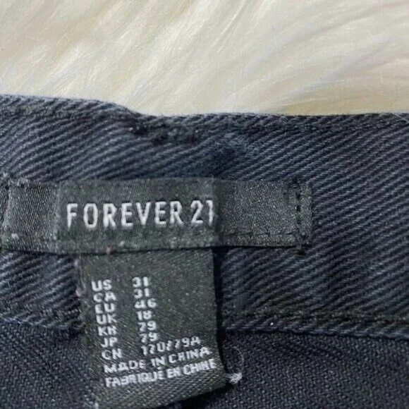 3 FOR $20 Forever 21 High Rise Chain Shorts 31 Embellished Black Denim Cut Off - Picture 2 of 5